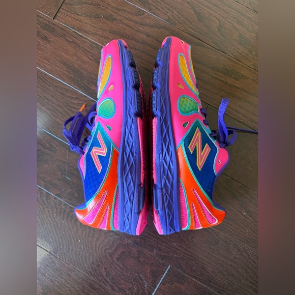 New Balance 890 V3 “Rainbow”Sneakers - Picture 4 of 13